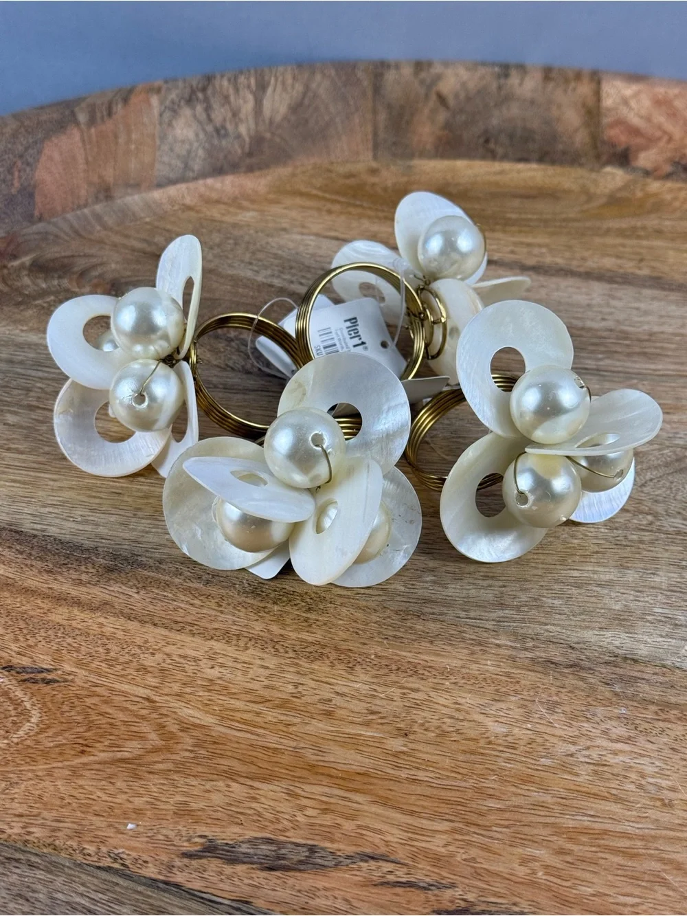 Pier 1 Coastal Shell Pearl Napkin Rings Set 4 Beach Cottage Table Decor